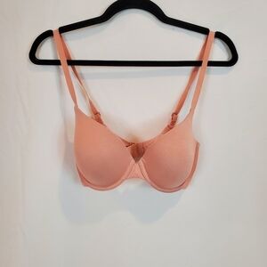 Victoria's Secret Uplift Semi Demi Bra 32DD